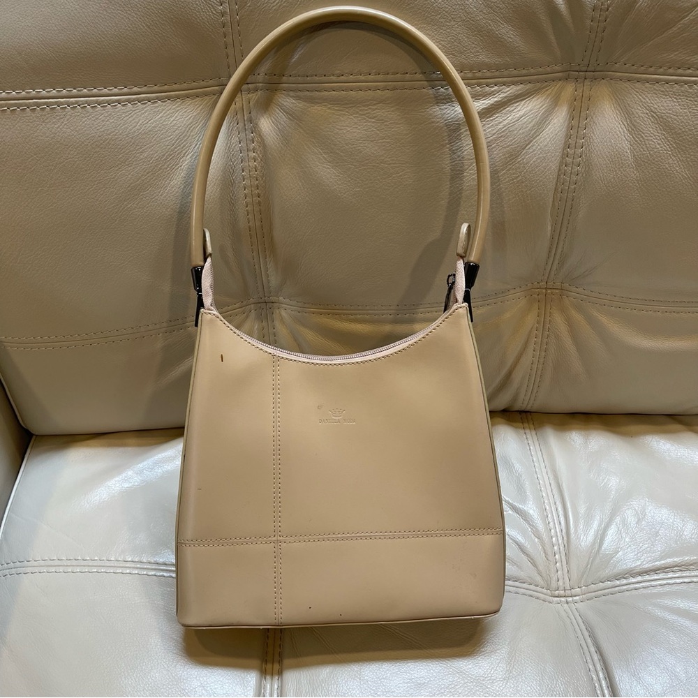 Vtg DANIELA MODA Tan Leather Stitch Detailing Shoulder Bag